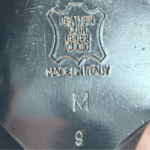 YVES SAINT LAURENT Sz 9 Pointy Wedges Ruffle Detail Made in Italy Leather Insole - Picture 7 of 9